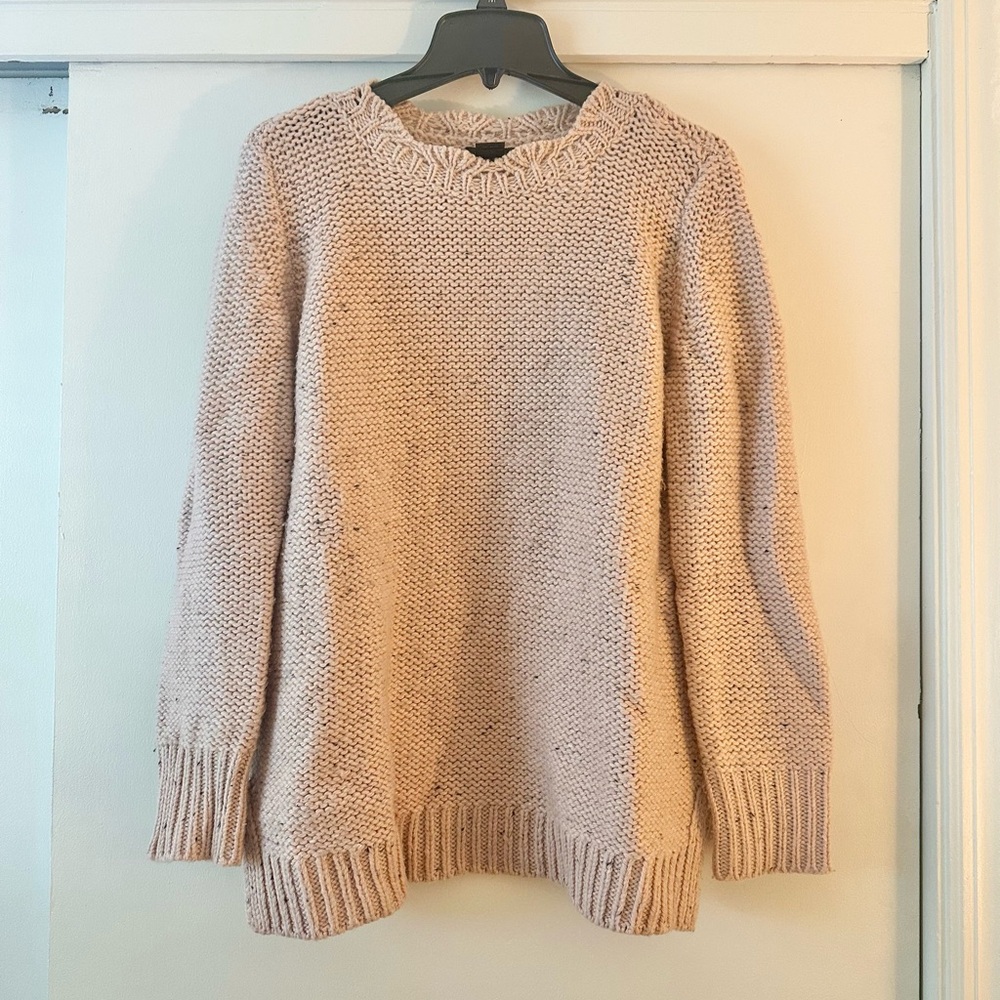 Ann Taylor Chunky Knit Scalloped Pink Sweater